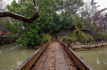 匯龍潭公園