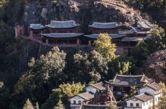劍川石寶山