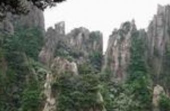 圣泉峰