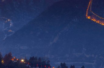寶塔山