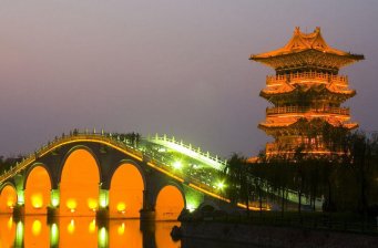 清明上河園