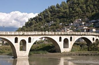 十七駁石橋