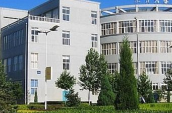東方大學城