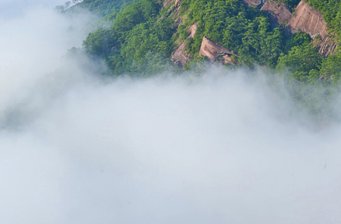 梧州石表山