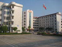 東川區舍塊中學