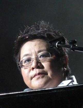 盧業(yè)媚 盧業(yè)媚