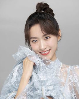 李俊瑤 李俊瑤