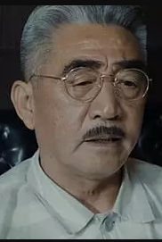 梁國榮
