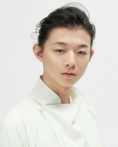 霍尊 霍尊