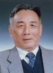 張乾二