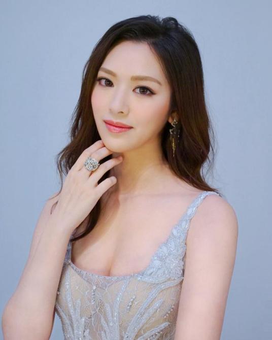 馮盈盈 馮盈盈
