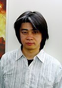 初見浩一
