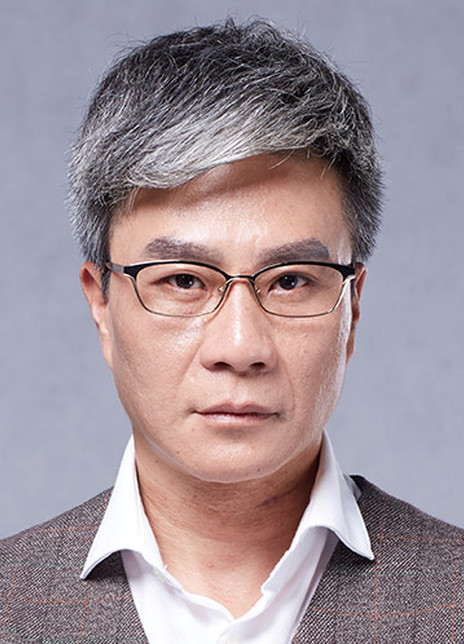 王嶸