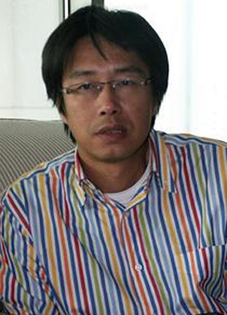 余淳 余淳