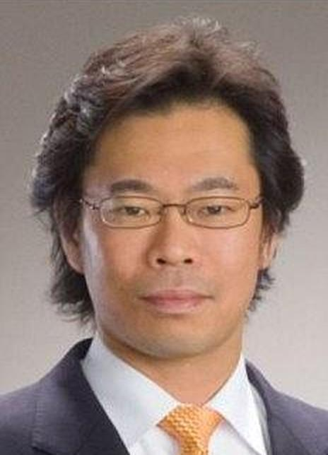 青山貴洋