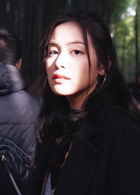 依莎亞·賀蘇汪 依莎亞·賀蘇汪