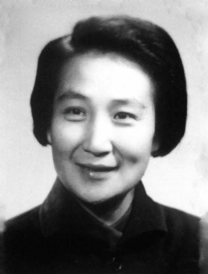關肅霜