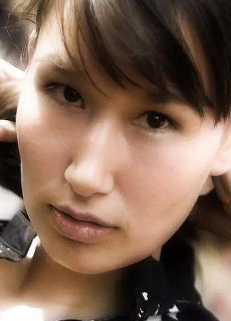 妮維·尼爾森 妮維·尼爾森