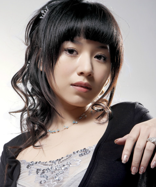 侯湘婷 侯湘婷