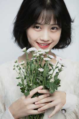 龔芳妮 龔芳妮