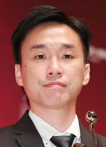 李嘉榮