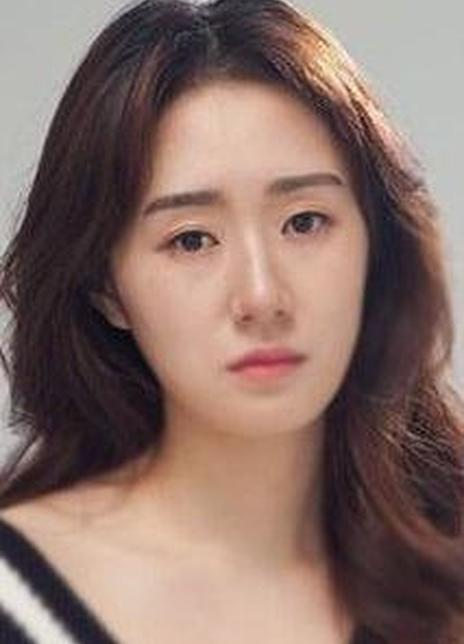 尹瑟 尹瑟