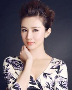 趙妮娜 趙妮娜