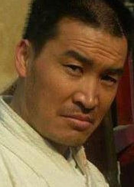 嚴洪智