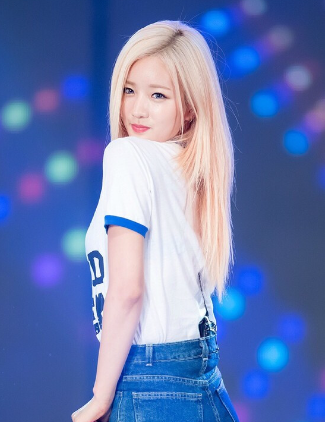 尹普美 尹普美
