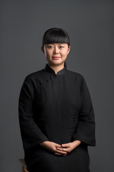 崔曼莉